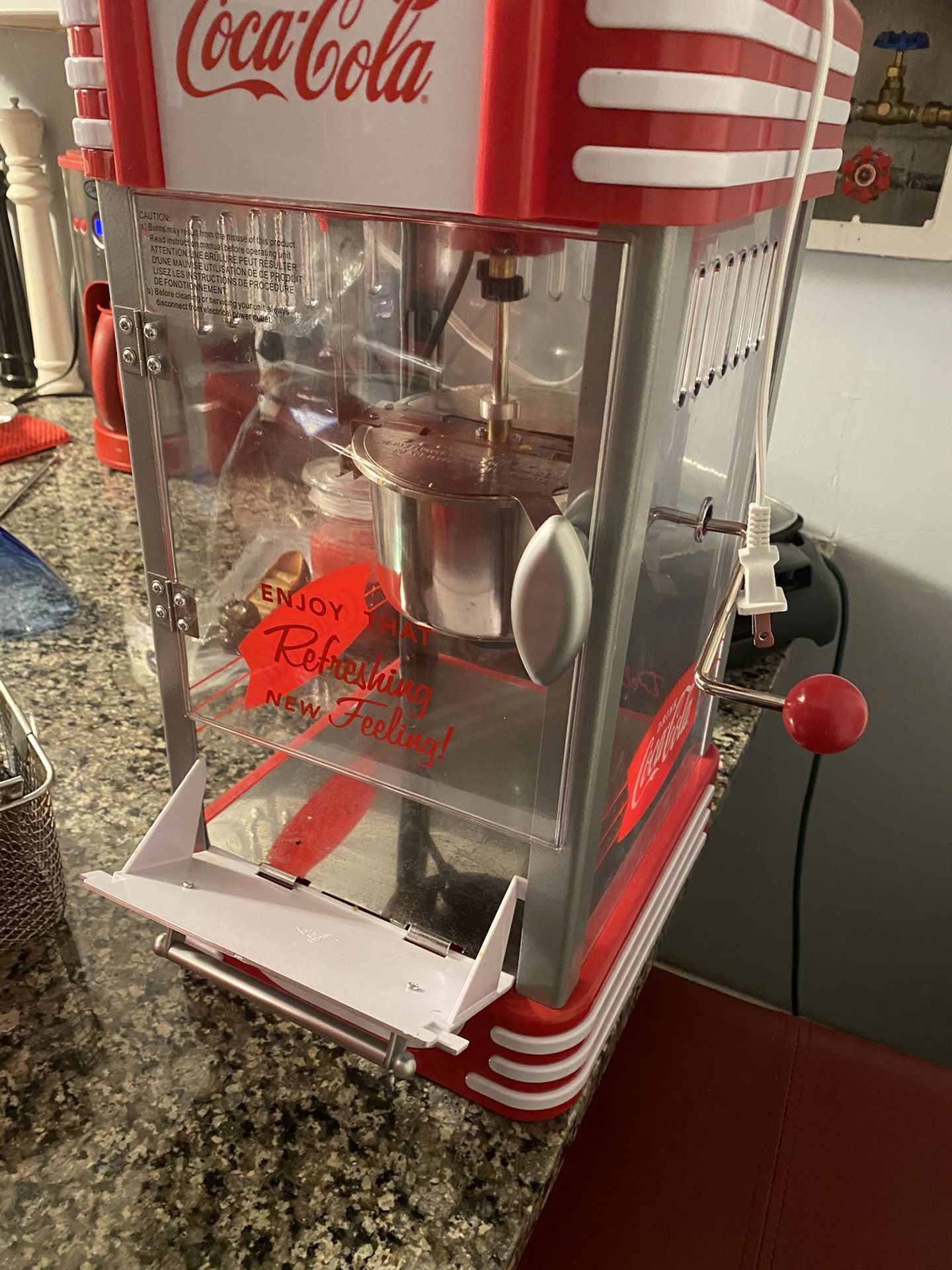 Cocoa Cola Popcorn Machine for Sale in Tobyhanna, PA - OfferUp