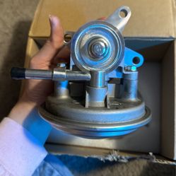 Isuzu Vacuum Pump 