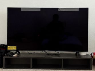LG 55" 4K Smart TV (UT70, 2024) with Remote, Like New