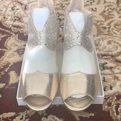 Brand New Women’s  Fashionable Ankle Bootie