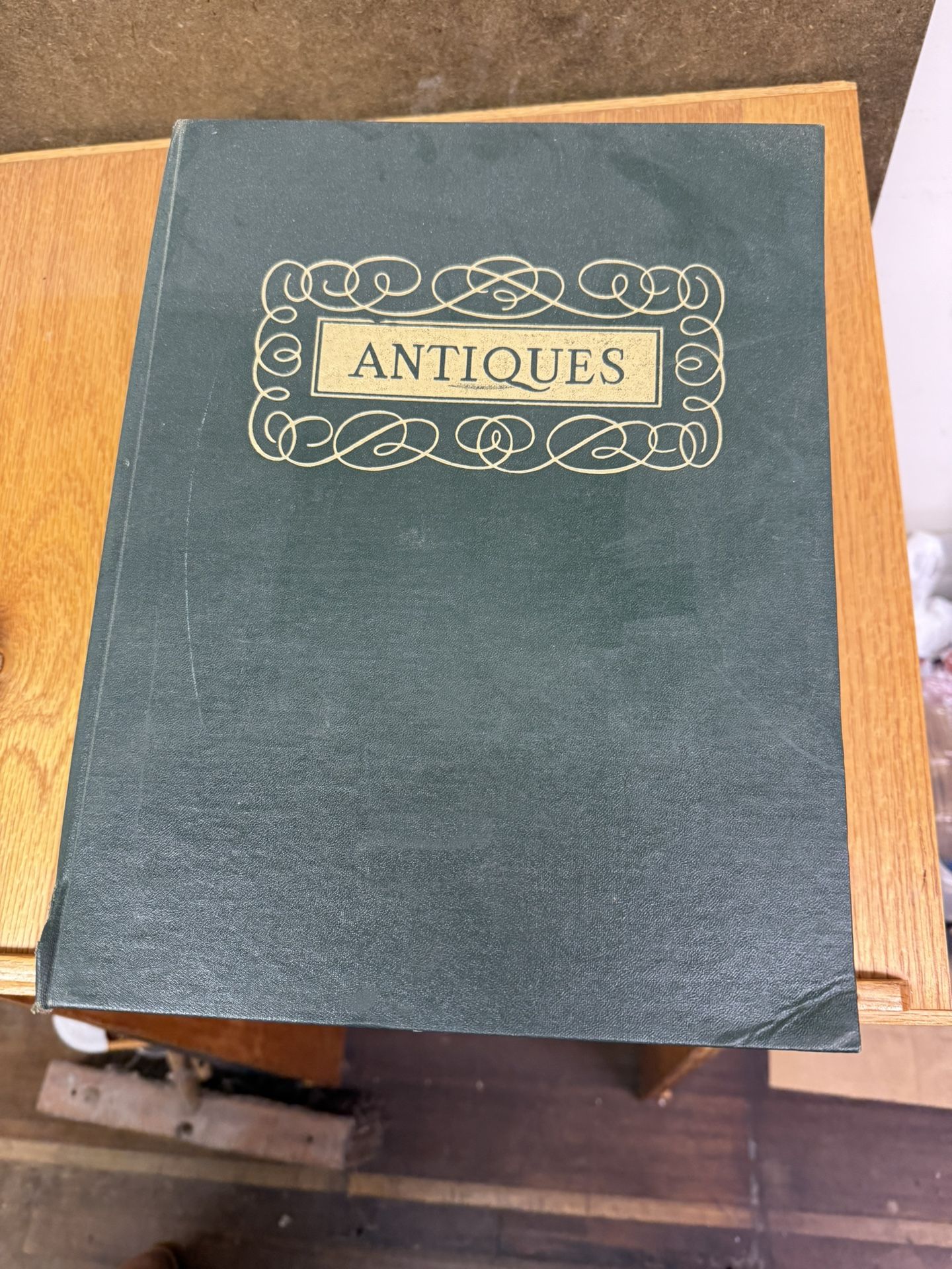 1974 Antiques Magazines