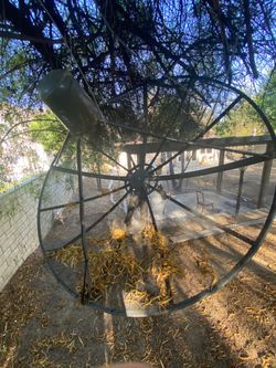 Free! Free! Giant satellite dish