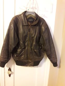 VINTAGE 80'S LEATHER BOMBER JACKET