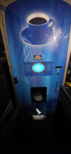 Commercial Vending Inventory: Crane Voce Media 605D Coffee Machines & Full-Size RO Water Machine