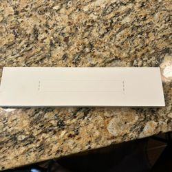 Apple Watch White Solo Loop - 44mm - Size 9