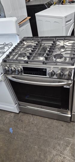 LG Slide Gas Stove W/ Convention Oven