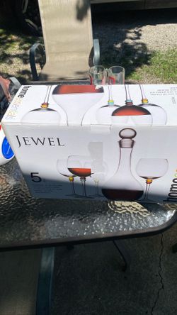 Home essentials wine set