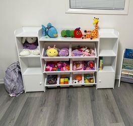 Toy box