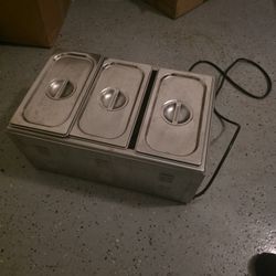 insulated countertop food warmer. 