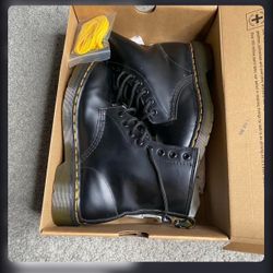 Doctor Martens, Platformed, Black, Womens 7