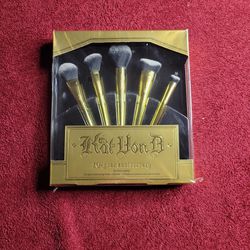 Kat Vond 10 Year Anniversary Brush Set