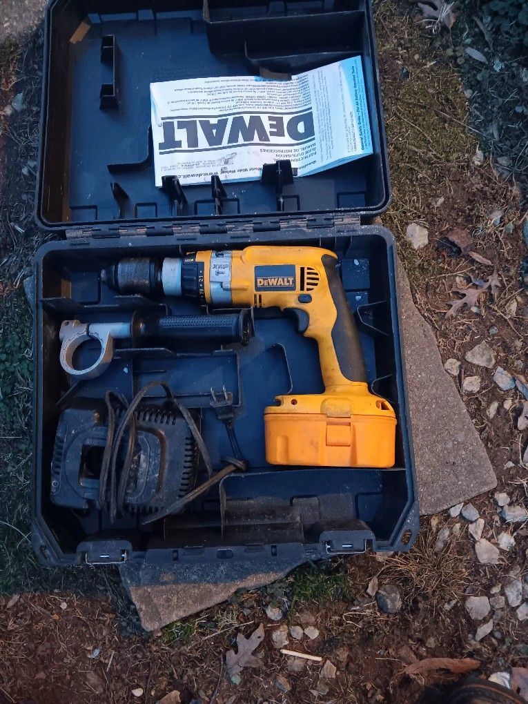 DeWalt Hammer Drill