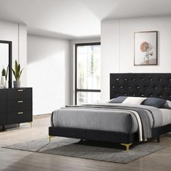 4PCS BEDROOM SET QUEEN SIZE