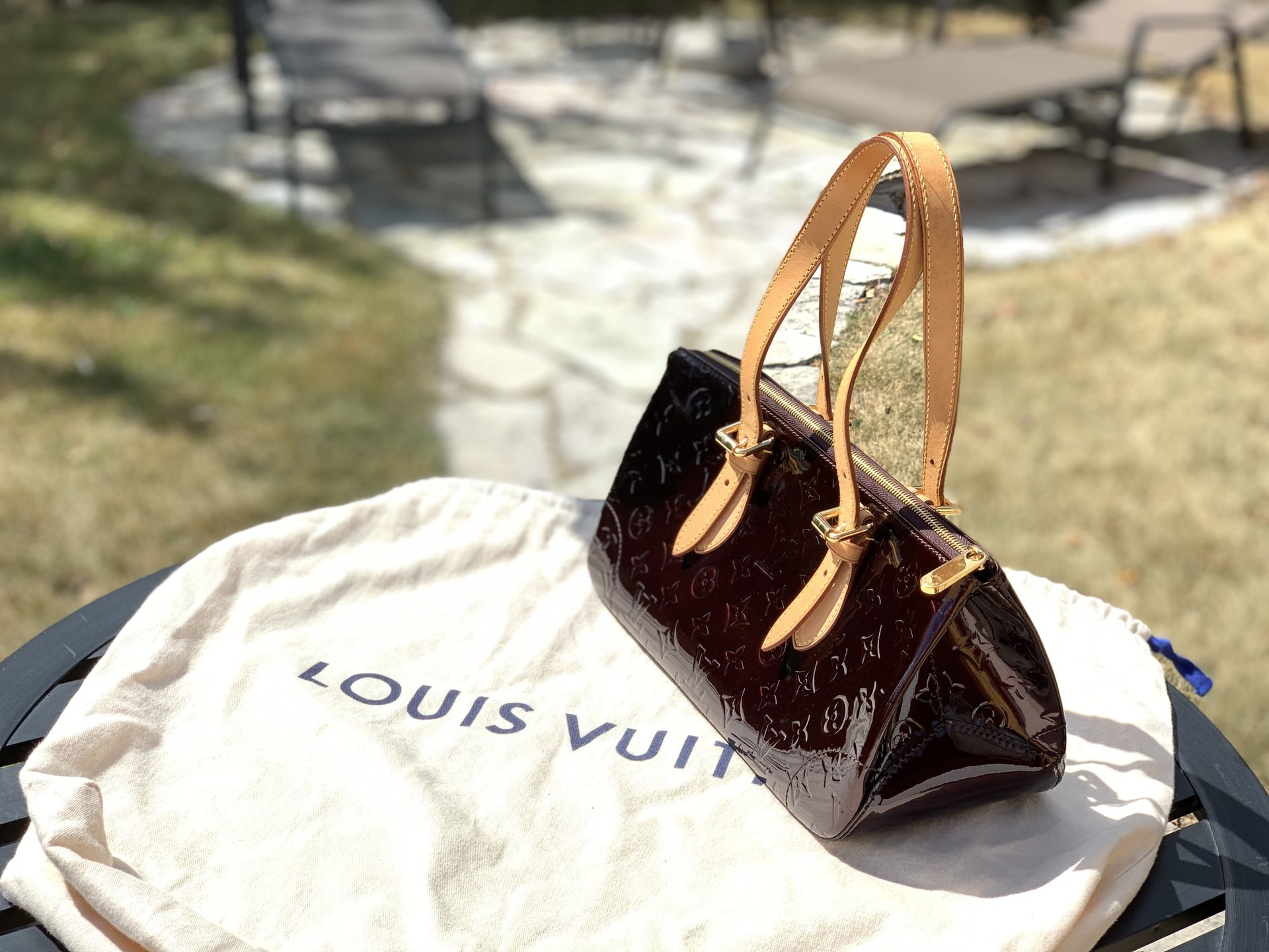 Louis Vuitton Purple Vernis Rosewood Ave for Sale in Wayne, IL - OfferUp