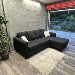 (Delivery) Grey Sectional Couch/Sofa with Reversible Chaise 