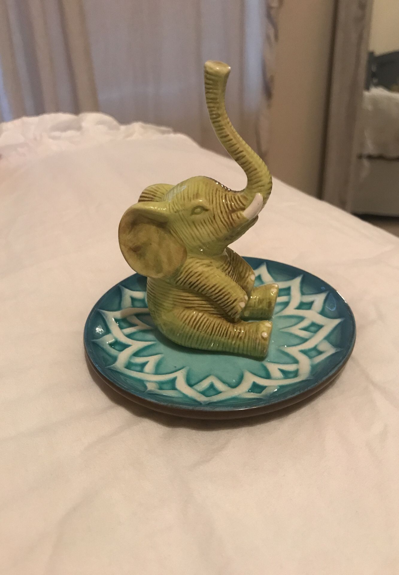 Elephant jewelry dish holder