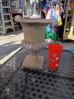 Clay Planter 1 Foot Tall 9inch Round 