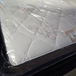 ORTHOPEDIC  !!! QUEEN SET $199 __ MATTRESS AND BOX SPRING 