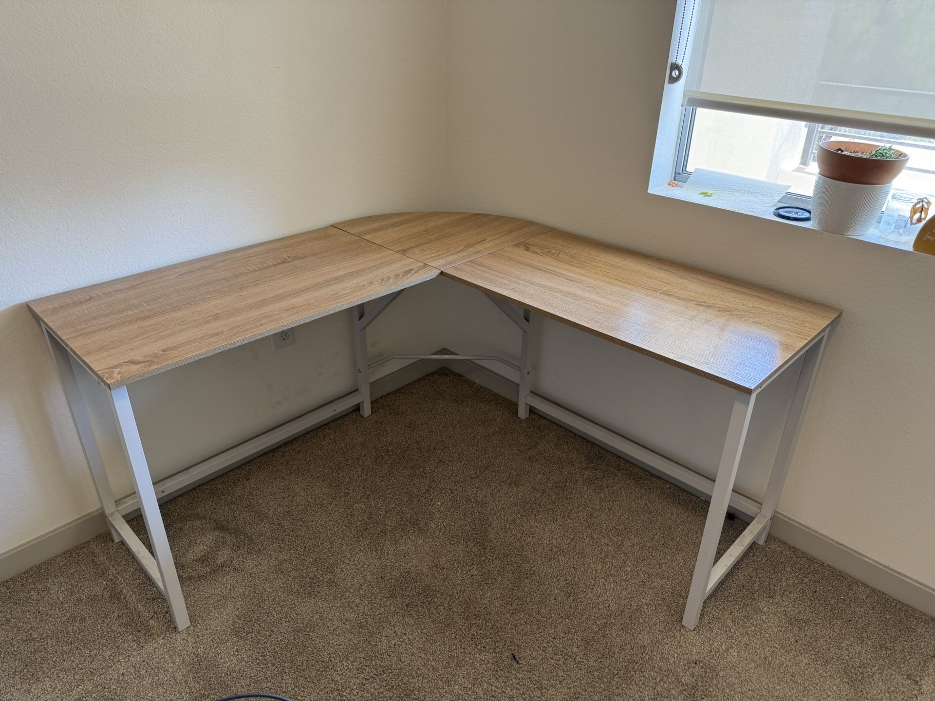 Amazon Basics L Shaped Desk