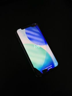iPhone 11 — Unlocked — Works Great — Cracked Screen (Needs Replacement)