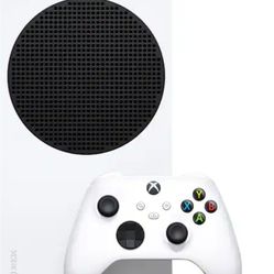 Xbox Series S 512GB with Additional Items