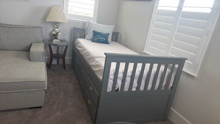 Bunk bed