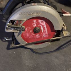 SKILSAW 7-1/4" Circular Saw (2.3 HP) w/ Diablo Blade