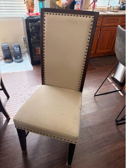 Set of 6 wooden dining chairs