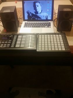 Macbook Pro laptop/portable music production/recording studio/maschine/abelton live/launchpad/protools HD/flstudio/akai/30,000drums/monitor/interface