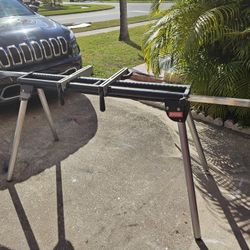 Handsaw Stand (Ryobi)