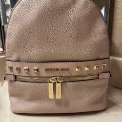 Michael Kors Rhea Zip Leather Backpack, Medium - Pink Gold Stud EUC