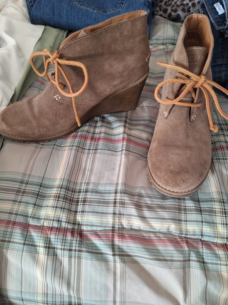 Sperry Wedge Ankle Boots. Comes From A Smoke And Pet Free Home.
