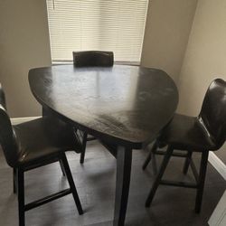 Living Room Set + Dinner Table 