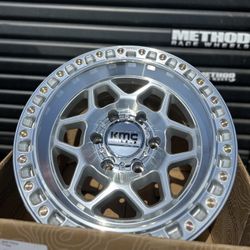 New KMC km553 IN STOCK!! New Sets of Wheels available!!! 17 Inch Perfect for Tacoma,4Runner,Chevy,GMC 