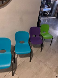 Lifetime Kids Plastic Chairs Set of 6
