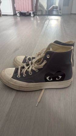 SIZE 8 comme des garçons converse shoes