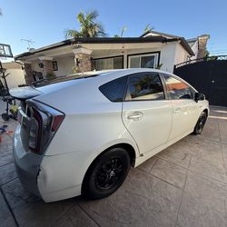 2012 Prius hatchback