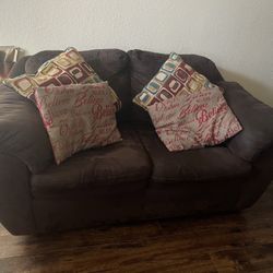 Sofa & Loveseat 