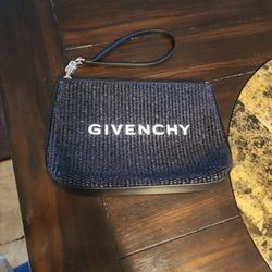 GIVENCHY  WOMENS  TRAVEL POUCH BAG