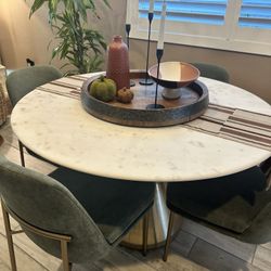 West elm Dining Table 