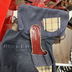 Authentic Burberry Set, 7 1/2 With Matching Clutch Purse
