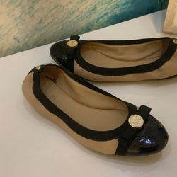 Michael Kors Flats $15