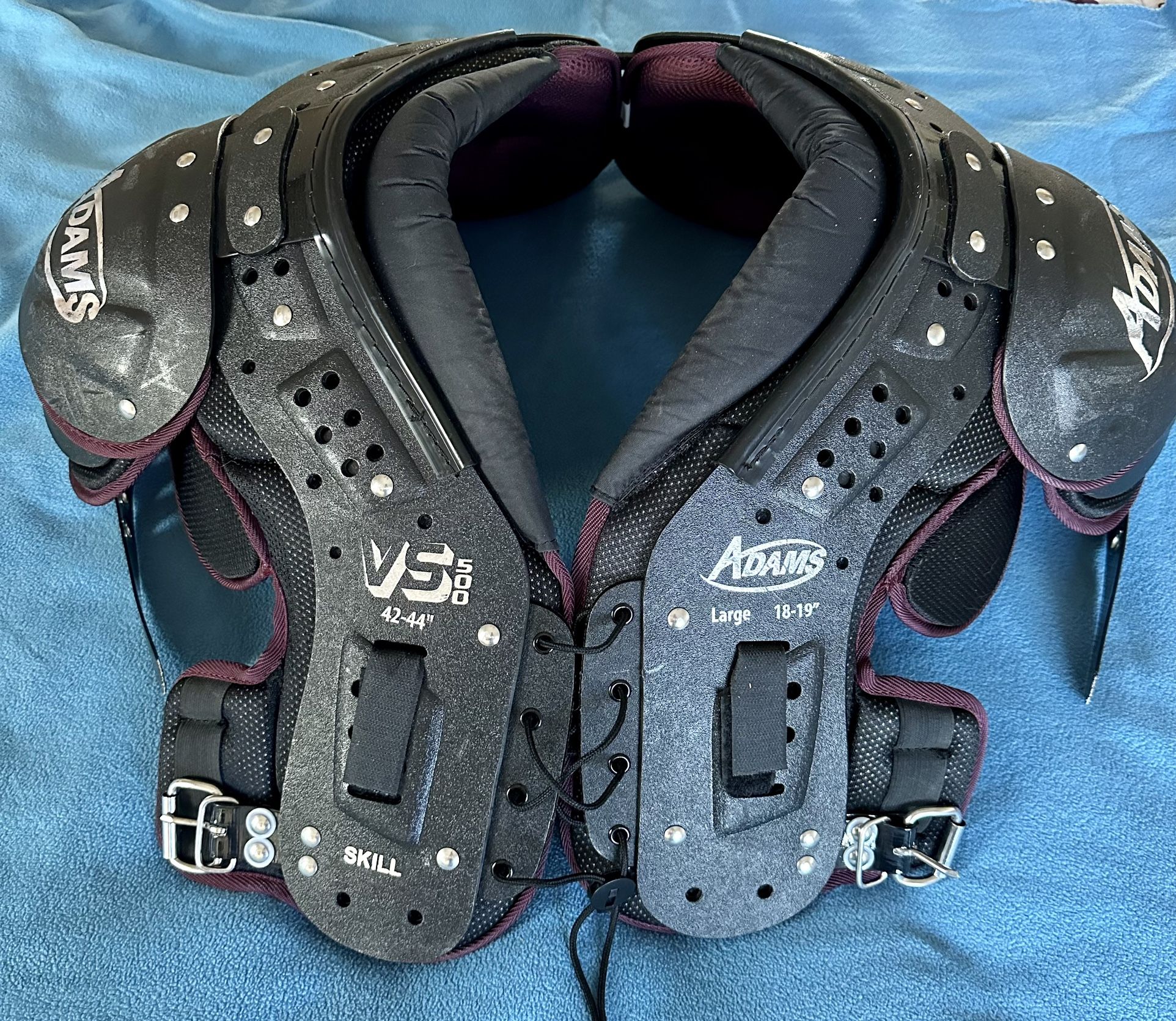 Adams Football Shoulder Pads VS500 Varsity Large