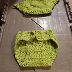 Newborn yoda baby hat and crochet