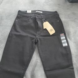 Woman's Levi's Skinny Jeans