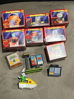 McDonald’s changeable lot of 11 moon man Lil McDonald’s