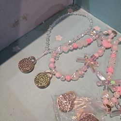 Cell Phone Lace Beading With Charm