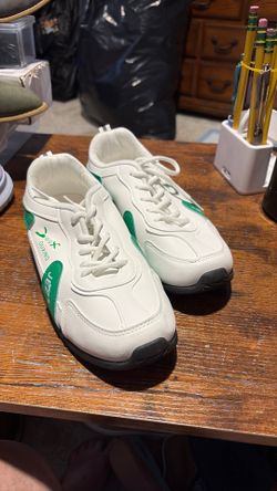 Female green/white sneakers