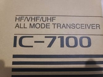 icom ic 7100 vhf- uhf-hf - radio