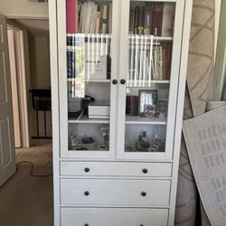 White Cabinet